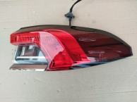 Фонарь в крыло toyota corolla e210  2020- задн. прав.