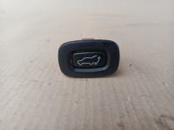 Кнопка открывания багажника mitsubishi outlander 3 gf 2012-2022 задн. 