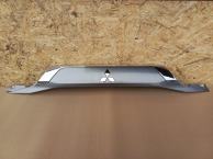 Накладка двери багажника mitsubishi outlander 3 gf 2015-2022 задн. 