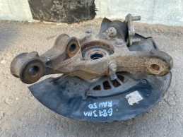 Кулак поворотный toyota rav4 50 xa50 2018- перед. лев.