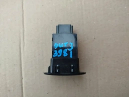 Кнопка открывания багажника mitsubishi outlander 3 gf 2012-2022  