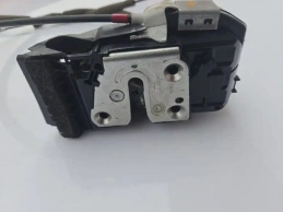 Замок двери nissan qashqai j11 2013-2021 задн. прав.