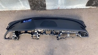 Торпедо kia stinger j5 2020-  