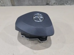 Подушка безопасности в руль toyota rav4 50 xa50 2018-  