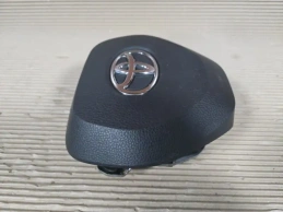 Подушка безопасности в руль toyota rav4 50 xa50 2018-  