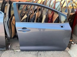 Дверь toyota corolla e210  2020- перед. прав.