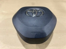 Подушка безопасности в руль toyota corolla cross  2020-  
