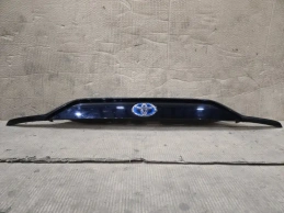 Накладка двери багажника toyota rav4 50 xv50 2018- задн. 
