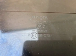 Стекло крышки багажника toyota rav4 50 xa50 2018-  