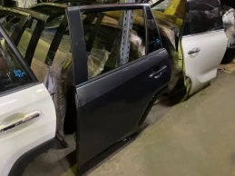 Дверь toyota rav4 50 xa50 2018- задн. лев.