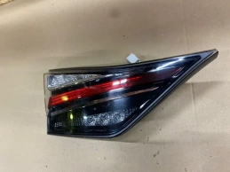 Фонарь в крышку багажника lexus gs 4  2020- задн. лев.
