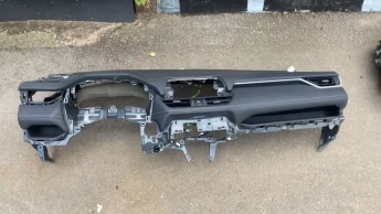Торпедо toyota rav4 50 xa50 2020-  