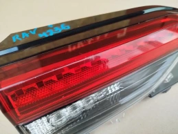 Фонарь в крышку багажника toyota rav4 50 xa50 2018- задн. лев.