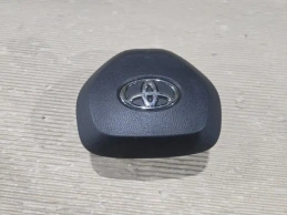 Подушка безопасности в руль toyota rav4 50 xa50 2018-  
