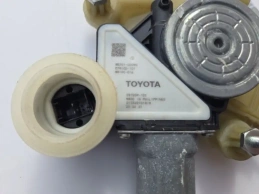 Стеклоподъемный механизм toyota corolla e210  2018- задн. лев.