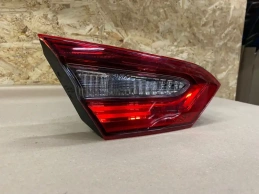 Фонарь в крышку багажника toyota camry 70 xv70 2017-2023 задн. лев.