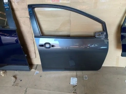 Дверь toyota prius 4 xw50 2015-2023 перед. прав.
