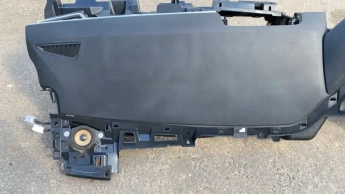 Торпедо toyota corolla e210  2020-  