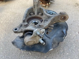 Кулак поворотный toyota rav4 50 xa50 2018- перед. лев.