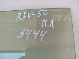 Стекло двери toyota rav4 50 xa50 2018- перед. лев.