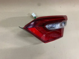 Фонарь в крышку багажника toyota camry 70 xv70 2017-2023 задн. прав.