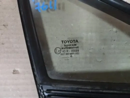 Форточка двери toyota c-hr  2016-2023 перед. прав.