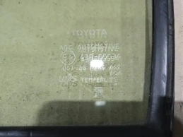 Форточка двери toyota prius 4 xw50 2015-2023 перед. лев.
