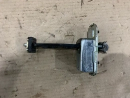 Ограничитель двери hyundai tucson tl 2015-2021 задн. лев.