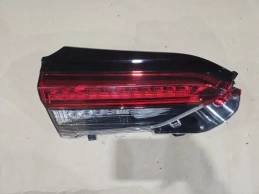 Фонарь в крышку багажника toyota rav4 50 xa50 2018-  лев.