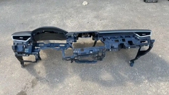 Торпедо toyota corolla e210  2020-  