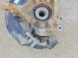 Кулак поворотный toyota rav4 50 xa50 2018- перед. лев.