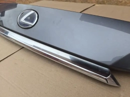 Накладка двери багажника lexus rx 4  2015-2022 задн. 