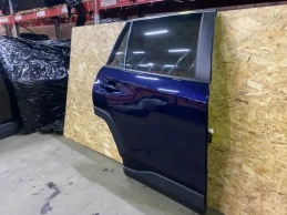 Дверь toyota rav4 50 xa50 2018- задн. прав.