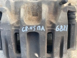 Суппорт тормозной honda crv 5 rw 2016-2024 перед. лев.