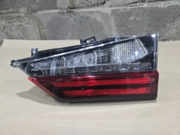 Фонарь в крышку багажника lexus rx 4  2015-2019  прав.
