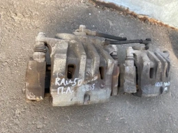 Суппорт тормозной toyota rav4 50 xa50 2018- перед. 