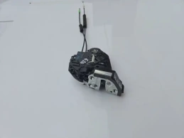 Замок двери toyota rav4 50 xa50 2018- задн. лев.