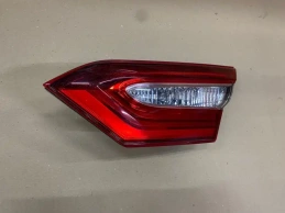 Фонарь в крышку багажника toyota camry 70 xv70 2017-2023 задн. прав.