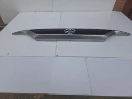 Накладка двери багажника toyota rav4 50 xa50 2018- задн. 