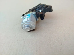 Мотор стеклоподъемника hyundai tucson tl 2015-2021 задн. лев.