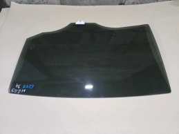 Стекло двери mazda 6 gj  2012-2015 задн. лев.